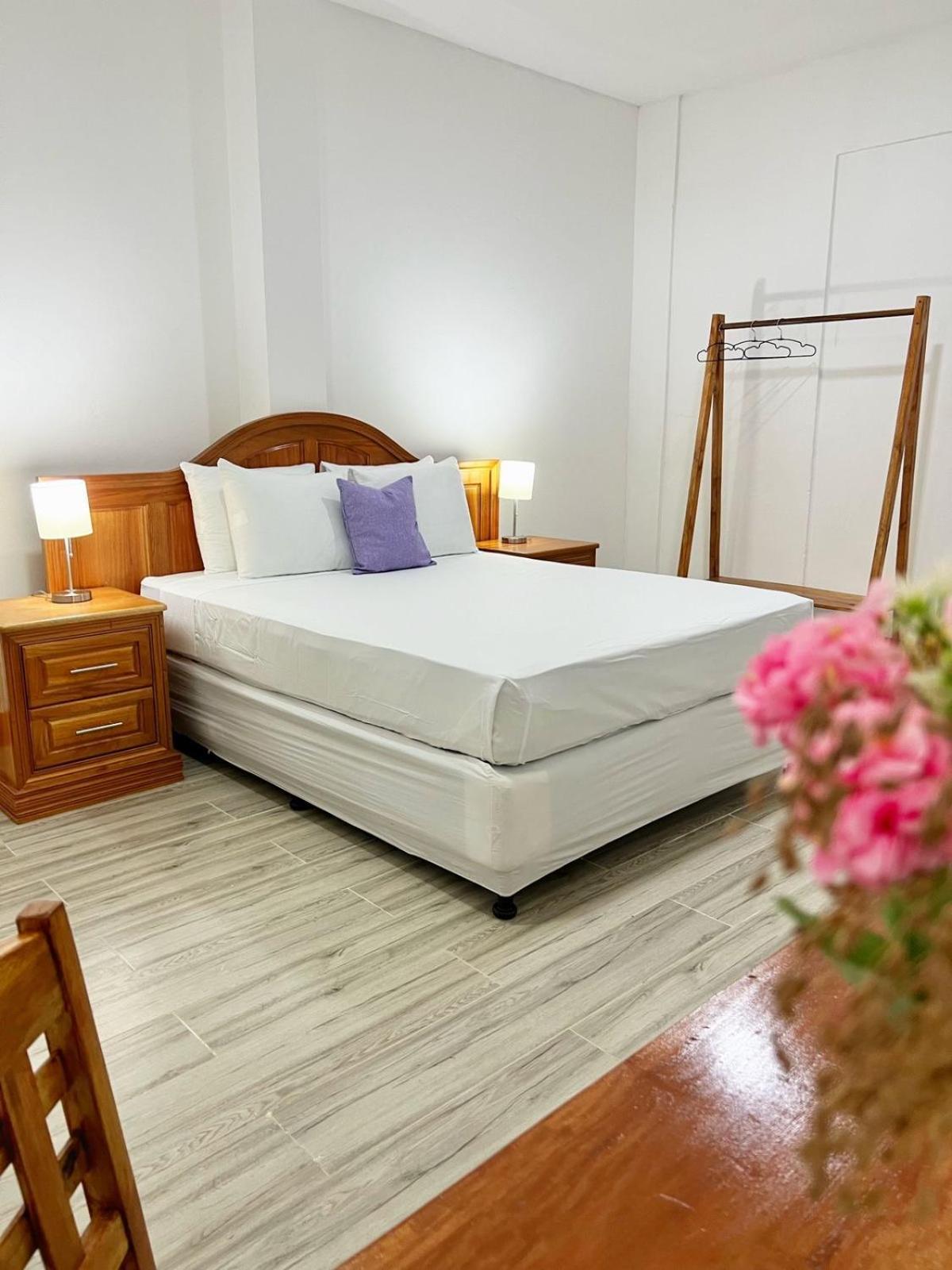 Hotel Al Sole Леон Экстерьер фото